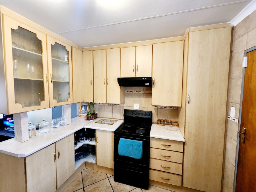 3 Bedroom Property for Sale in Geelhoutpark North West